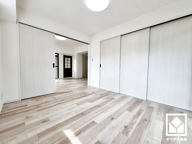 グラン・ドムール山科の寝室