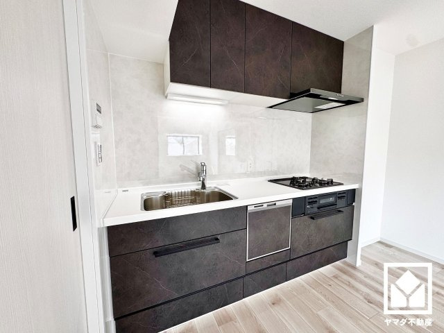 グラン・ドムール山科のキッチン