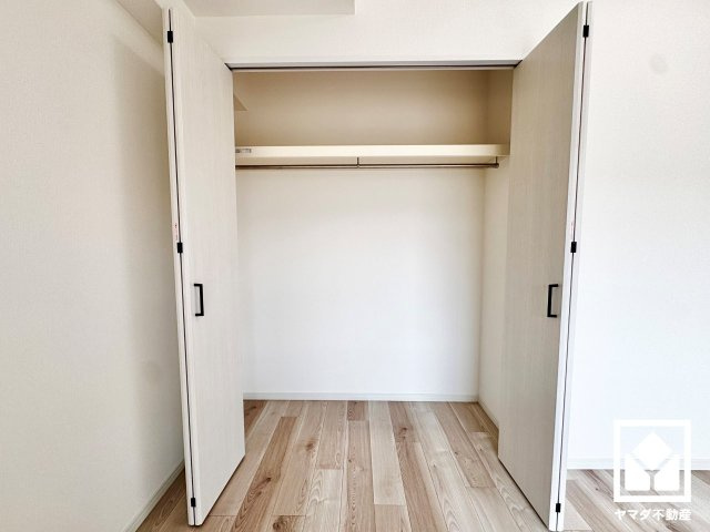 グラン・ドムール山科の収納