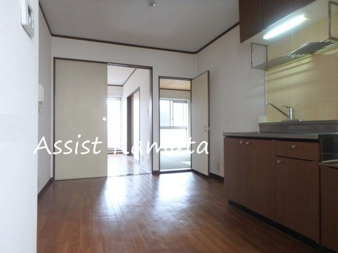 矢口サンハイツの居間・リビング