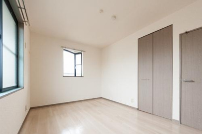 【洋室】 | ティアラMERRY