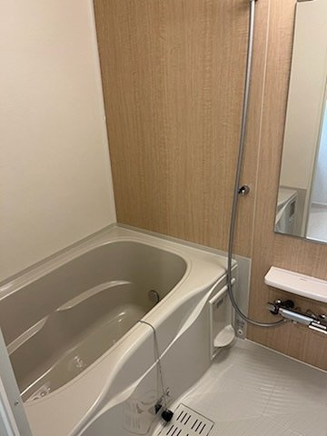 落ち着いた空間のお風呂です