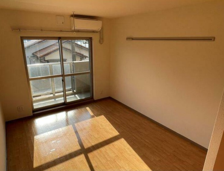 シャンティの居間・リビング