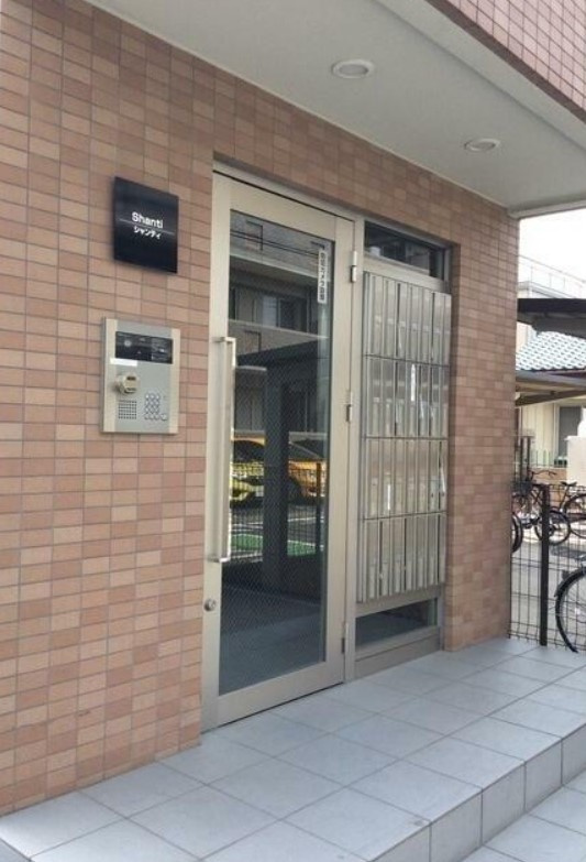 シャンティのエントランス