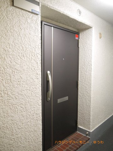 【玄関】 | 目白ガーデニア | 毎日通る玄関はこちらです