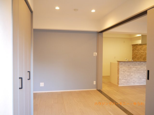 【洋室】 | 目白ガーデニア | 広々とした洋室です