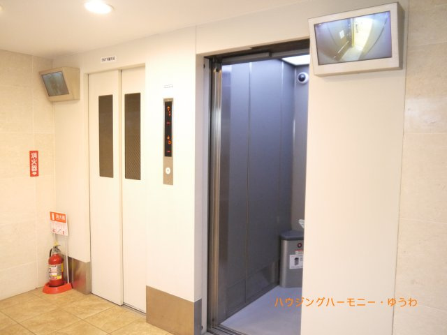 【その他共用部分】 | 目白ガーデニア | エレデーターが２基あるので、忙しい朝も安心。