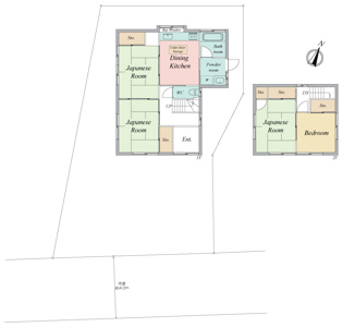 平成４年の中古戸建となります。この敷地の隣接地も含めて100坪超えの敷地となります。
