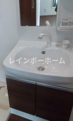 リバストン東四つ木の独立洗面台