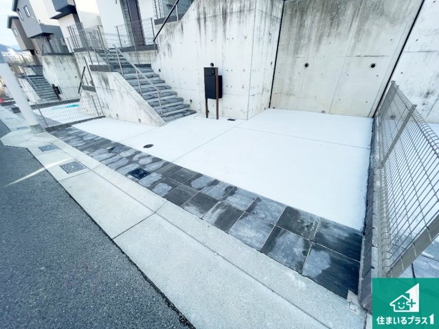 1日(土)2日(日)現地見学可能！　神戸市北区山の街　新築一戸建ての駐車場|駐車スペース！散水栓があるので、こまめに愛車を洗えます！