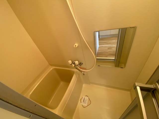 フラッツ21の浴室