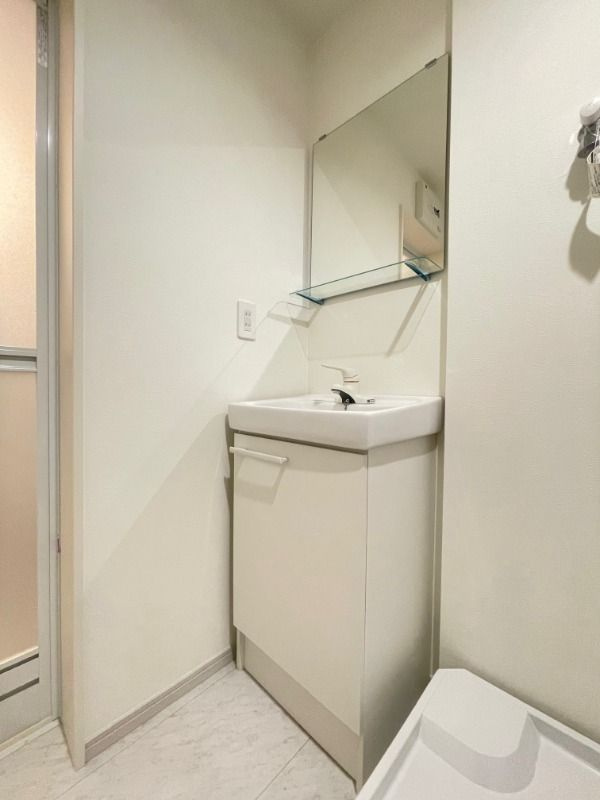 グランヴィラ七里の洗面所