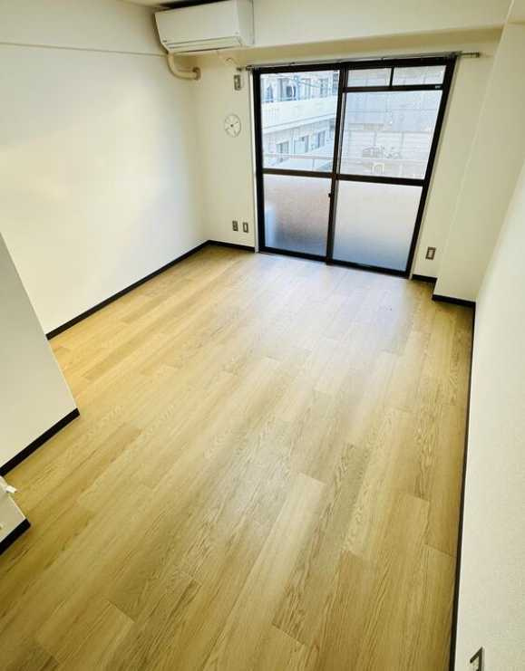 サンズオブイースト　礼金０　バストイレあり　洗濯機置き場の展望