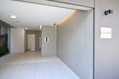 【エントランス】 | ROXIS日暮里 | 清潔なエントランスです