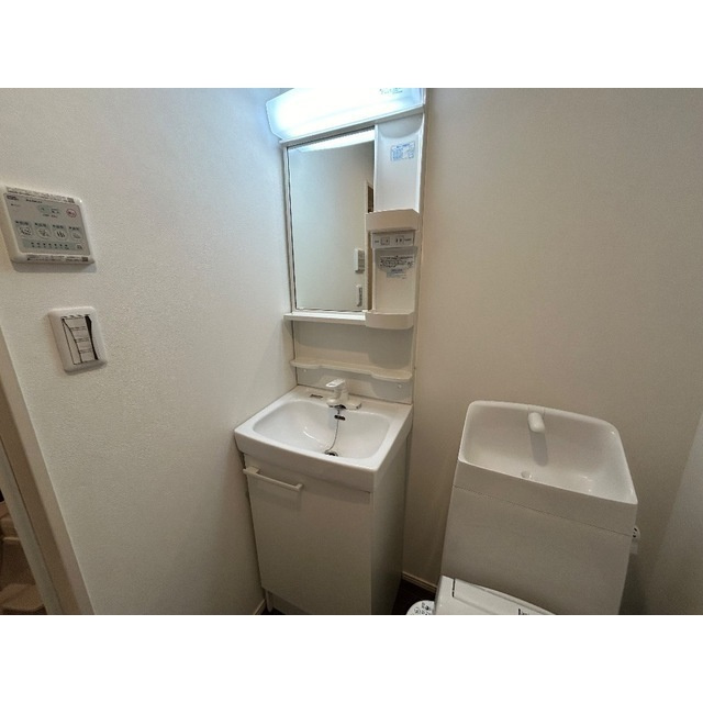 ＭＱｕａｒｔｏ久喜Ⅲの洗面所|同施工参考写真となります