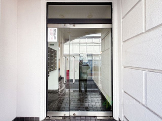 【エントランス】 | キクエイパレス自由ヶ丘 | エントランス