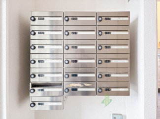 【設備】 | キクエイパレス自由ヶ丘 | 集合ポスト