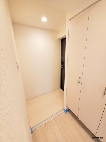 クレストタップ京橋　仲介手数料無料の玄関