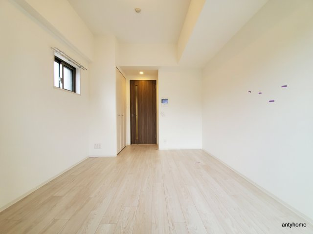 クレストタップ京橋　仲介手数料無料の洋室