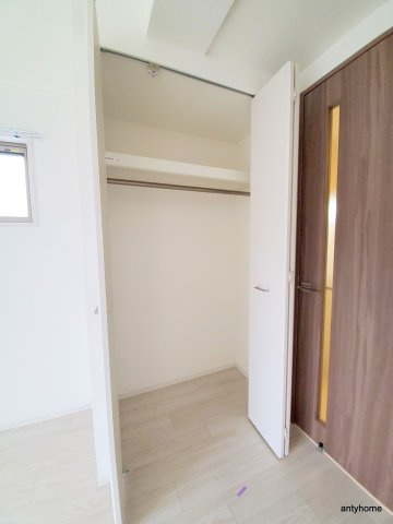 クレストタップ京橋　仲介手数料無料の収納