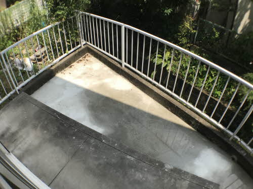 ハイツシャロームのバルコニー