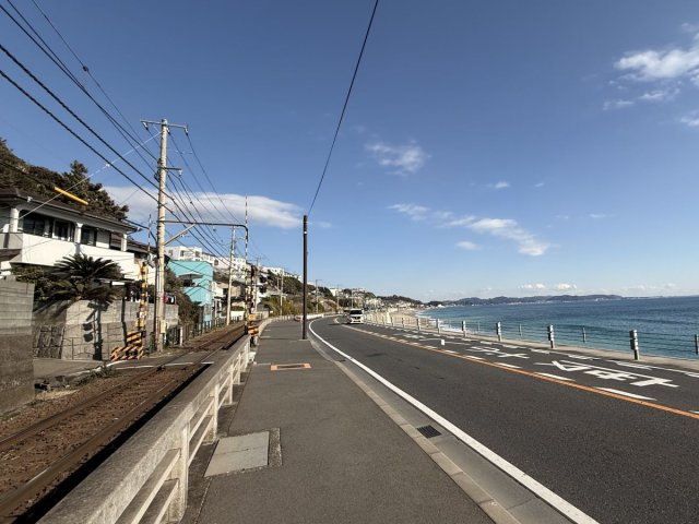 海一望！江ノ電と湘南の風景を楽しむ腰越1丁目の家の周辺|海すぐ×江ノ電ビュー