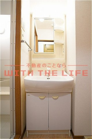 ユウメイトビル【キャッシュバック対象物件】の独立洗面台|独立洗面化粧台が付いています