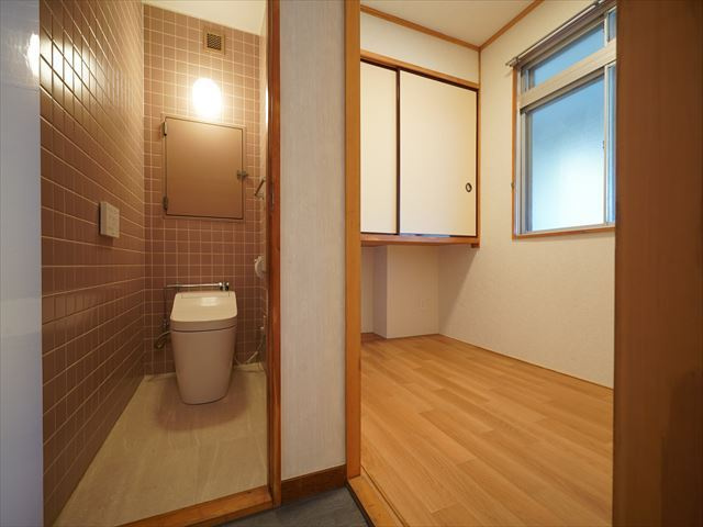 キャッスル伊東のトイレ