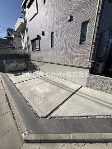 Berry　Courtの駐車場