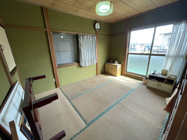 見付事務所の内装