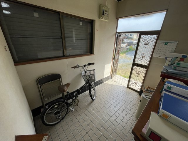 見付事務所の玄関