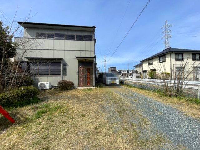 見付事務所の駐車場