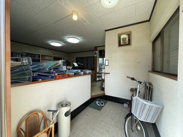 見付事務所の内装