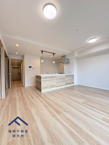 ルネッサンス21春日ザパークの居間・リビング