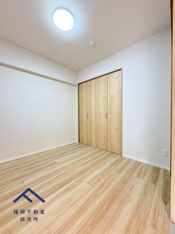 ルネッサンス21春日ザパークの洋室