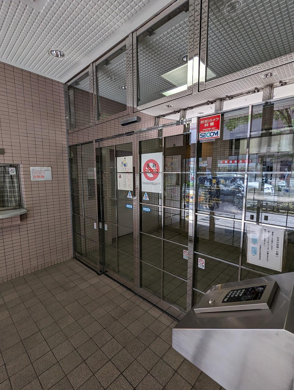 リリオ弐番館のエントランス