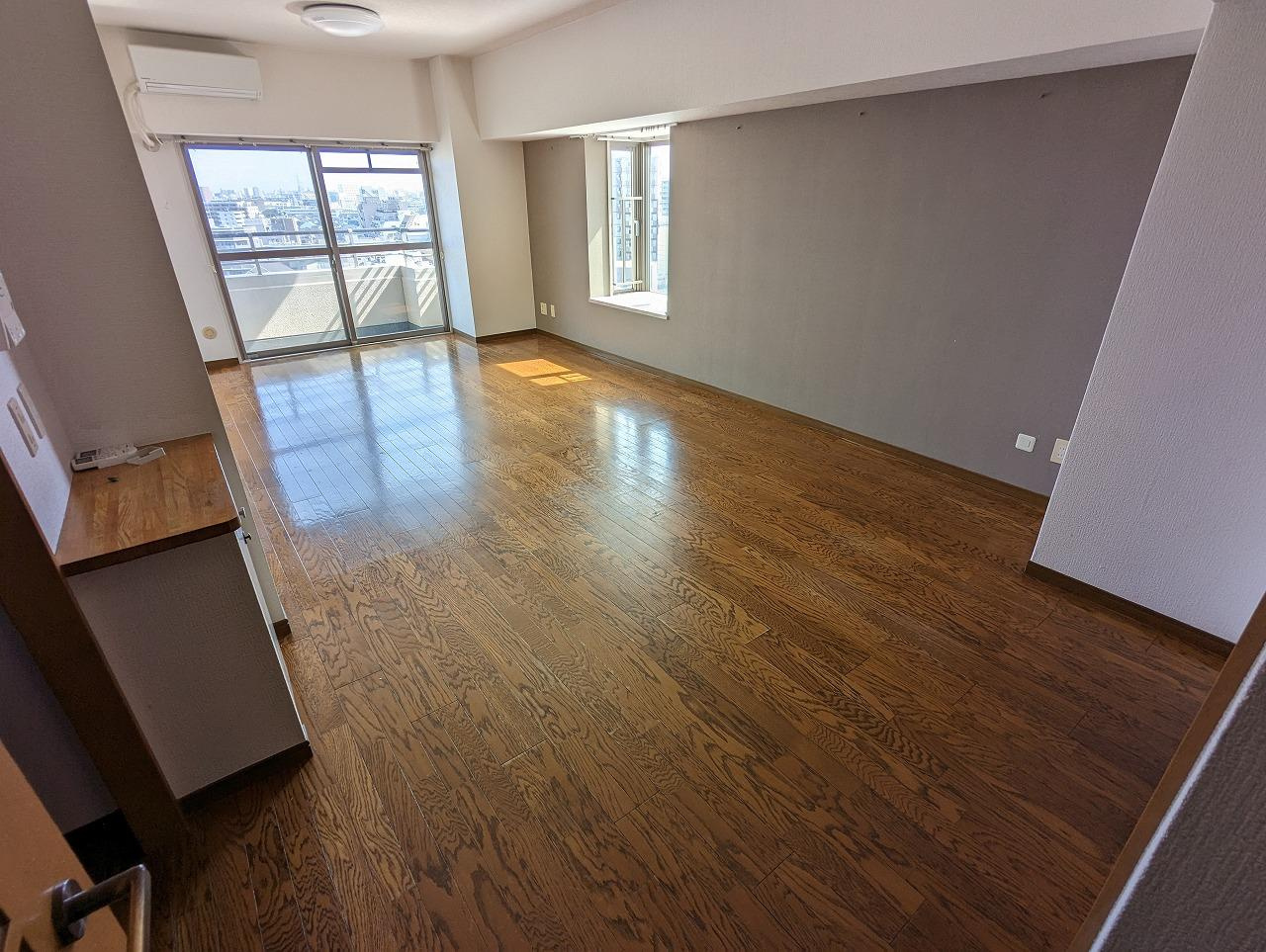 リリオ弐番館の居間・リビング