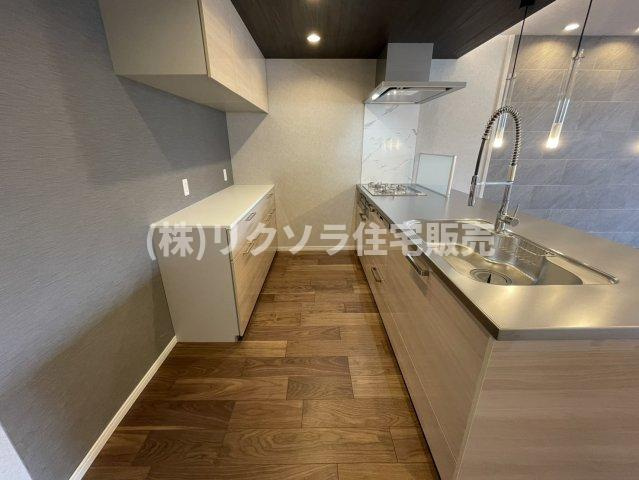 緑が丘1丁目　中古一戸建てのキッチン|LDK15.0帖
■物件内覧・資金計画相談・住宅ローン相談、リフォーム相談、お問合せ受付中■
※当日・翌日のご内覧、ご相談はお電話でのお問合せがスムーズです！