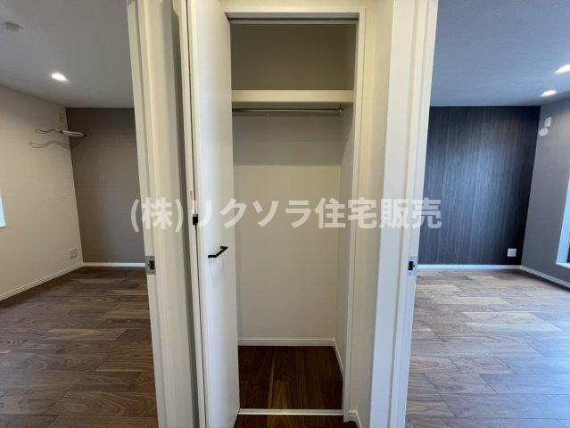 緑が丘1丁目　中古一戸建ての収納|3階廊下収納
■物件内覧・資金計画相談・住宅ローン相談、リフォーム相談、お問合せ受付中■
※当日・翌日のご内覧、ご相談はお電話でのお問合せがスムーズです！
