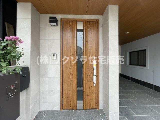緑が丘1丁目　中古一戸建ての玄関|■物件内覧・資金計画相談・住宅ローン相談、リフォーム相談、お問合せ受付中■
※当日・翌日のご内覧、ご相談はお電話でのお問合せがスムーズです！