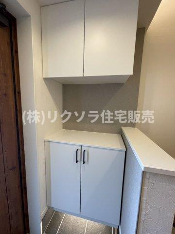 緑が丘1丁目　中古一戸建ての収納|シューズボックス
■物件内覧・資金計画相談・住宅ローン相談、リフォーム相談、お問合せ受付中■
※当日・翌日のご内覧、ご相談はお電話でのお問合せがスムーズです！