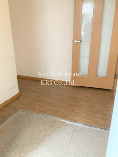 【玄関】 | サウスサイドなにわ筋 | 段差がありません！貴重なバリアフリー物件！