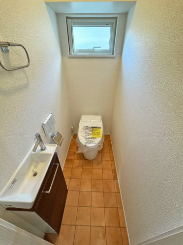 【オリジナルが詰まった築浅の家】太白区八木山南1丁目のトイレ