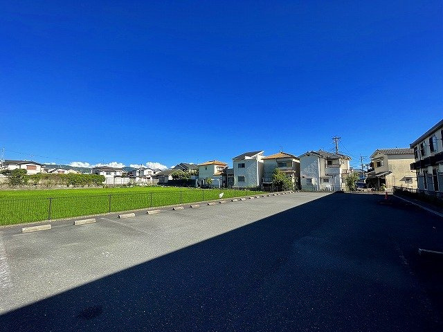 レオパレスリヴェールの駐車場|駐車場があります