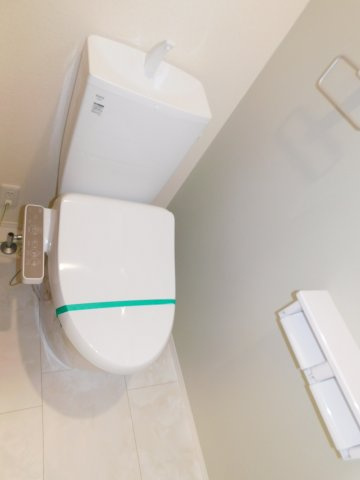 北名古屋市石橋角畑の新築一戸建のトイレ|◇トイレ◇　　１・２階　シャワートイレ　節水タイプ