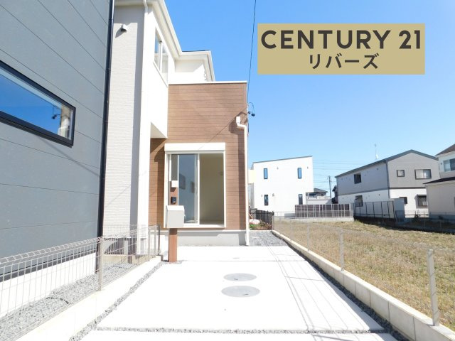 北名古屋市石橋角畑の新築一戸建の外観|◇２号棟◇　　新価格！！いつでもご案内ＯＫ♪（お問合せ当日、平日、水曜、夜間もＯＫ）　駐車３台ＯＫ！　三面採光の明るいリビング♪　収納豊富なプラン！　南面ワイドバルコニー♪