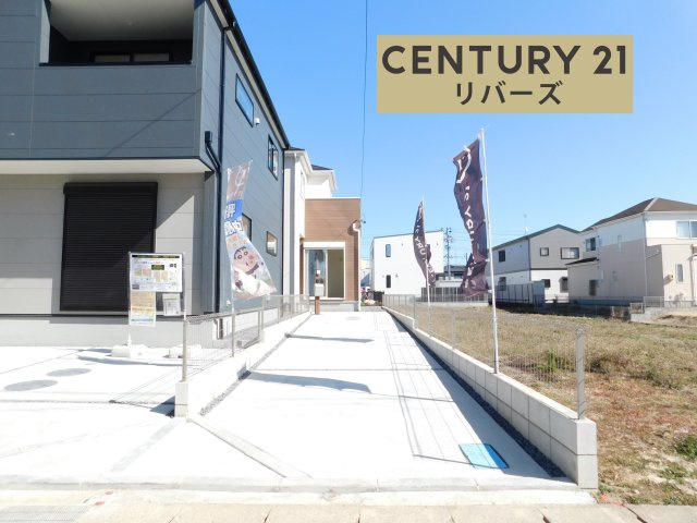 北名古屋市石橋角畑の新築一戸建の前面道路含む現地写真|◇２号棟◇　　新価格！！いつでもご案内ＯＫ♪（お問合せ当日、平日、水曜、夜間もＯＫ）　駐車３台ＯＫ！　三面採光の明るいリビング♪　収納豊富なプラン！　南面ワイドバルコニー♪