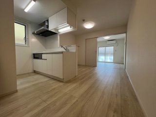 ヴィラ新小岩の居間・リビング