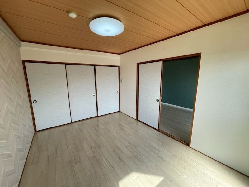 堂元ビル
