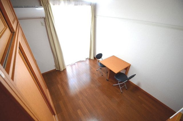 レオパレス池田の居間・リビング|※同物件同タイプの写真です